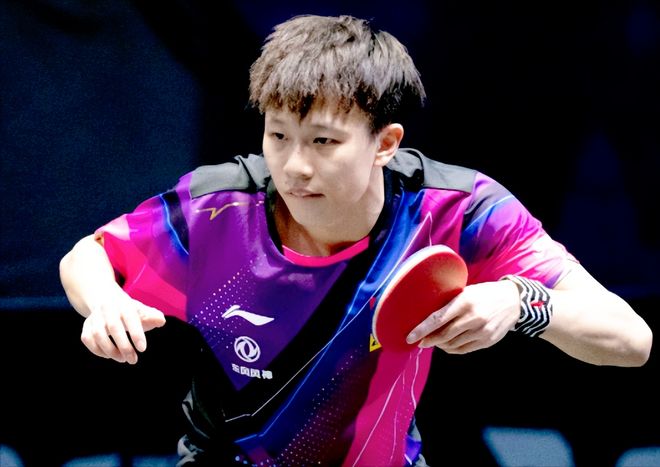 占据前三的 占据前三的