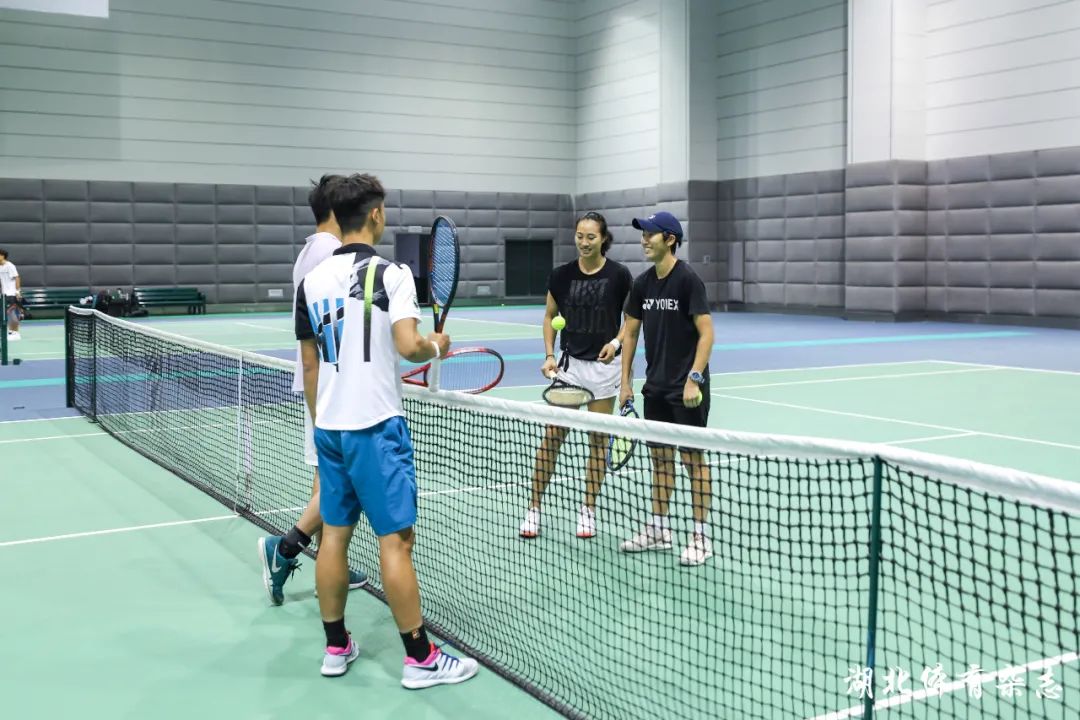 关键时刻成 关键时刻成